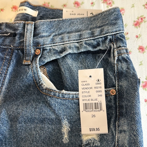 PacSun Dad Jeans - 26 - Picture 6 of 11
